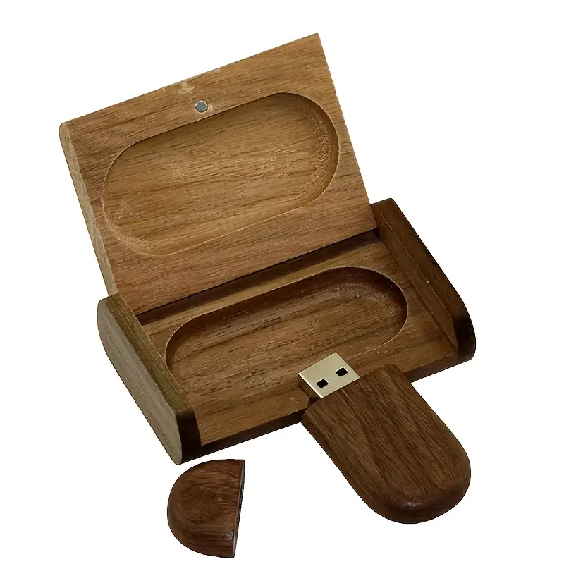 Primer graviranega USB ključka